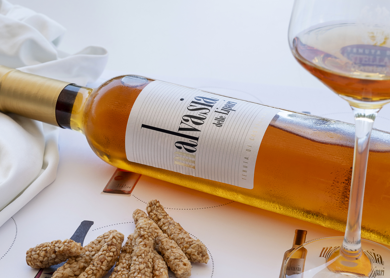 Malvasia delle Lipari & Tenuta di Castellaro
